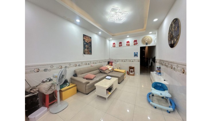 BÁN NHÀ GÒ VẤP HXH 60M2 2 TẦNG 3 PN NGANG GẦN 4M NGUYỄN VĂN CÔNG 4.9 TỶ.